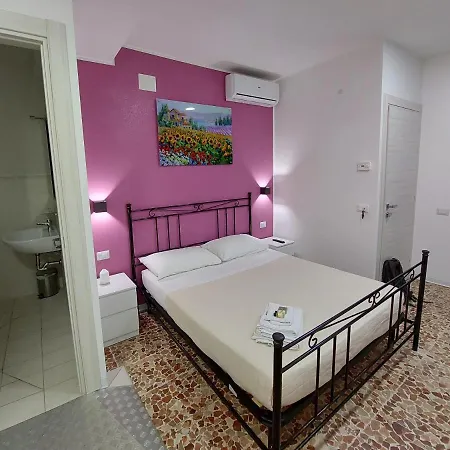 Guest house 24h Civitanova Marche