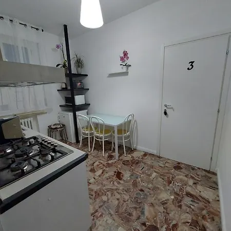 24h Guest house Civitanova Marche