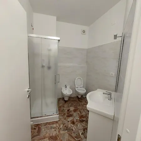 24h Guest house Civitanova Marche